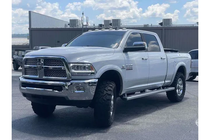 $29990 : Ram 3500 2014 4x4 Laramie 4d image 8
