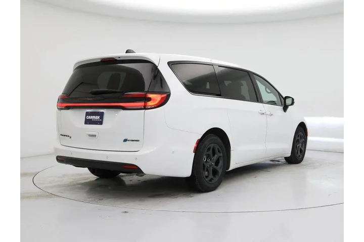 $36998 : Chrysler Pacifica Plug-In Hy image 8