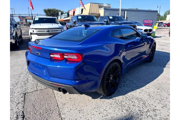 2024 Camaro 1LT image 6