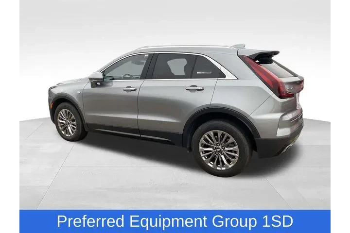 $27985 : Cadillac XT4 2024 Premium Lu image 2