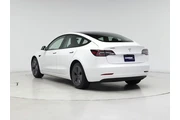 $26998 : Tesla Model 3 2022 4dr Sedan thumbnail