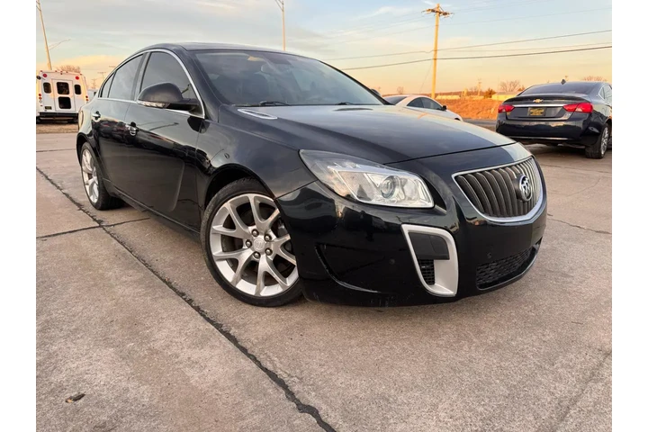 2012 Regal GS image 5