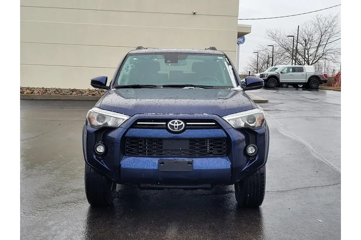 $30295 : Toyota 4Runner 2021 4x4 SR5 image 9