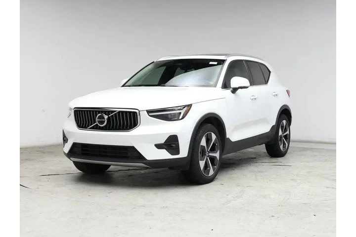 $30998 : Volvo XC40 2024 AWD B5 Plus image 4