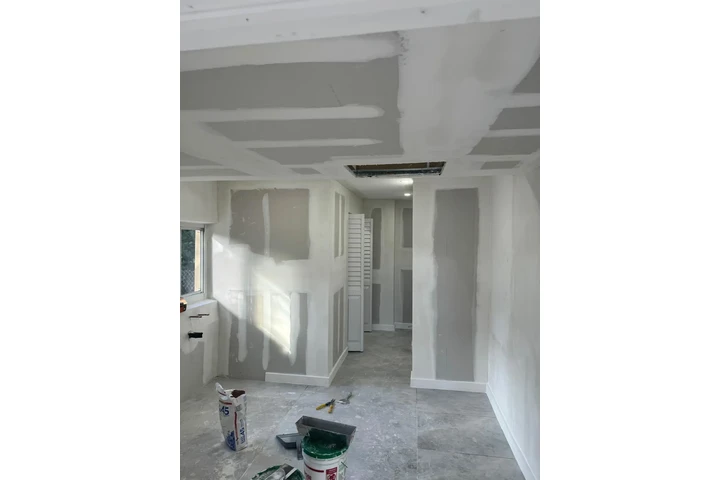 Villalobos Remodeling image 9