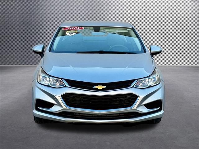 $11815 : 2018 Cruze LS image 2