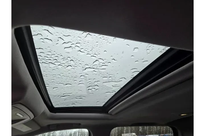 $23998 : GMC Sierra 1500 2017 4x4 SLT image 9