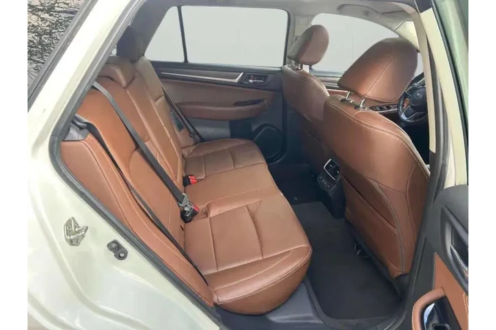 $15900 : 2019 Outback 3.6R Touring image 10
