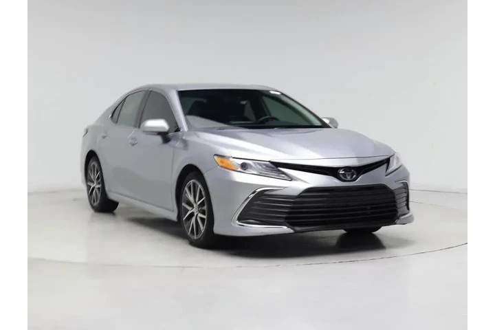 $22998 : Toyota Camry 2023 XLE 4dr Se image 1