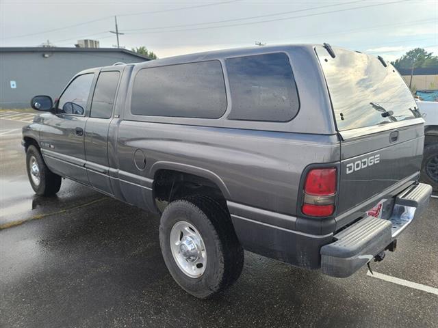 $11999 : 2002 Ram 2500 SLT Truck image 5