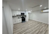 $1200 : Large studio Apt in Los Angele thumbnail