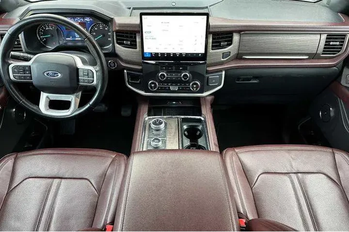 $38991 : Ford Expedition 2023 4x4 Lim image 5