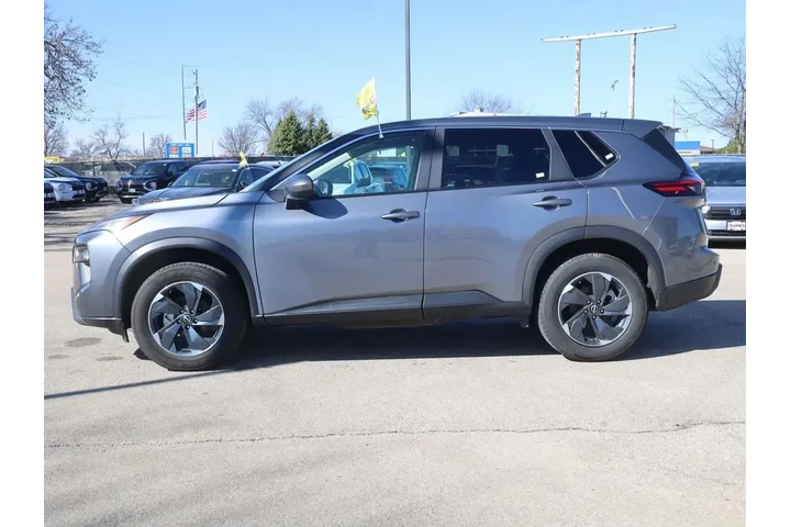 $23377 : Nissan Rogue 2025 AWD SV 4dr image 6