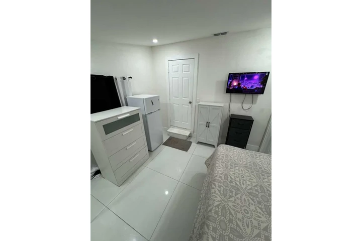 $900 : Se Renta Habitación image 5