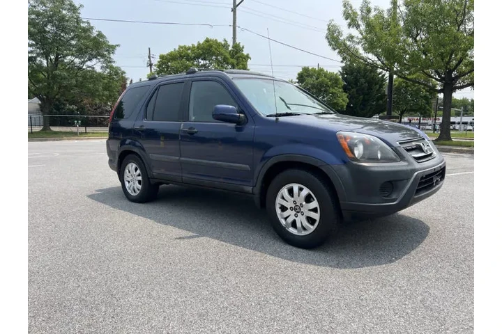 $3900 : 2005 CR-V EX image 4