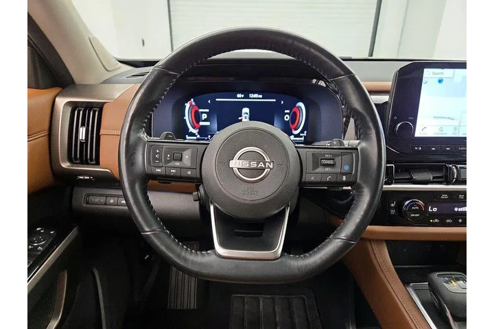 $32998 : Nissan Pathfinder 2023 Plati image 10