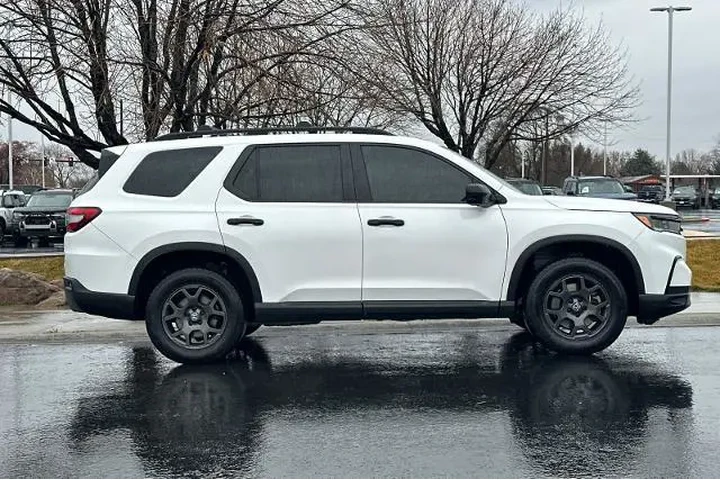 $35995 : Honda Pilot 2023 AWD TrailSp image 8