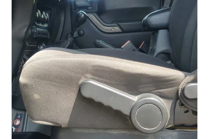 $14595 : Jeep Wrangler 2016 4x4 Sport image 6