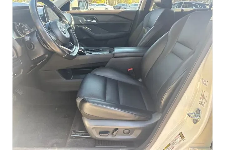 $16160 : Nissan Rogue 2023 SV 4dr Cro image 9