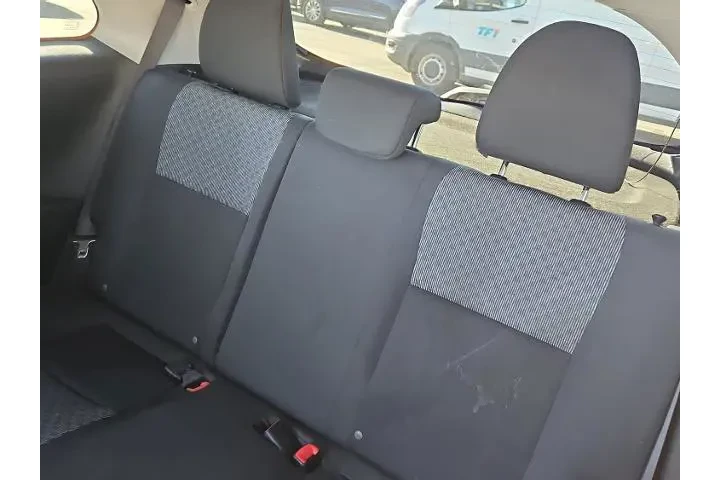 $8500 : Toyota Yaris 2015 L 2dr Hatc image 10