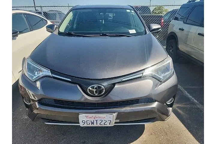 $19991 : Toyota RAV4 2017 XLE 4dr SUV image 2
