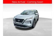 $19787 : Nissan Rogue 2023 SV 4dr Cro thumbnail