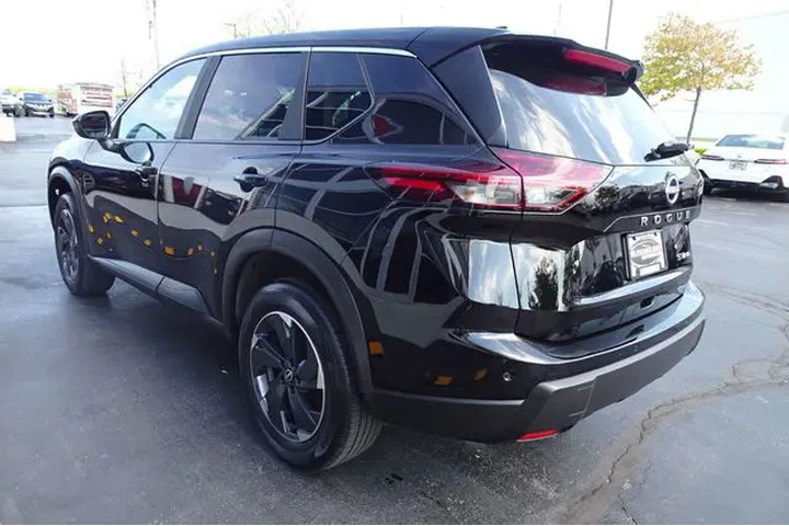 $24999 : 2024 Rogue image 6