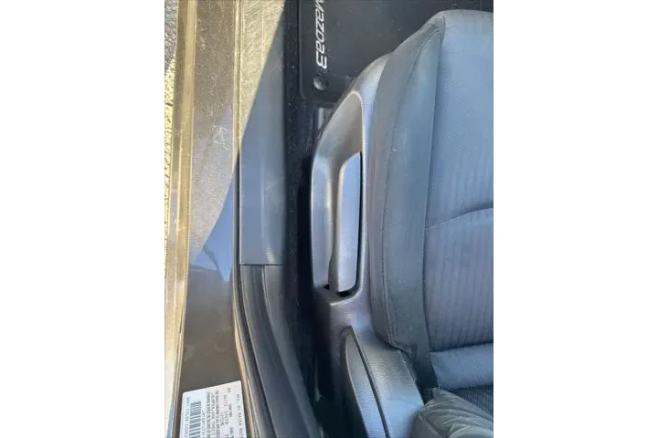 $10995 : Mazda Mazda3 2015 i Sport 4d image 5