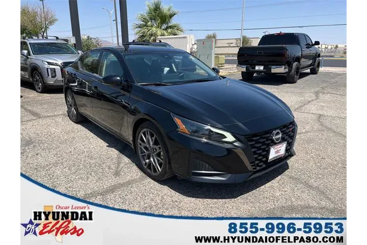$26568 : Nissan Altima 2023 2.0 SR 4d image 1