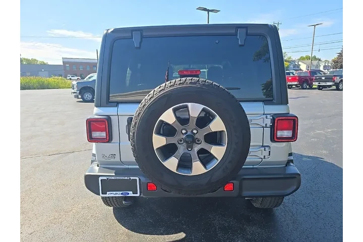 $35740 : Jeep Wrangler Unlimited 2022 image 4