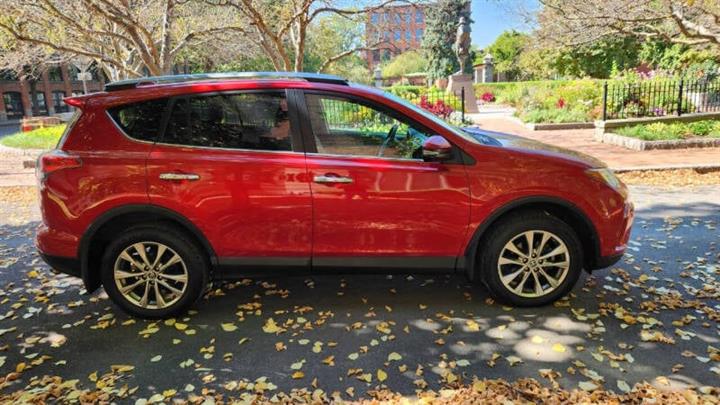 $20999 : 2017 RAV4 Limited image 8