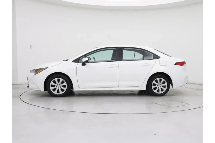 $19998 : Toyota Corolla 2024 LE 4dr S image 3