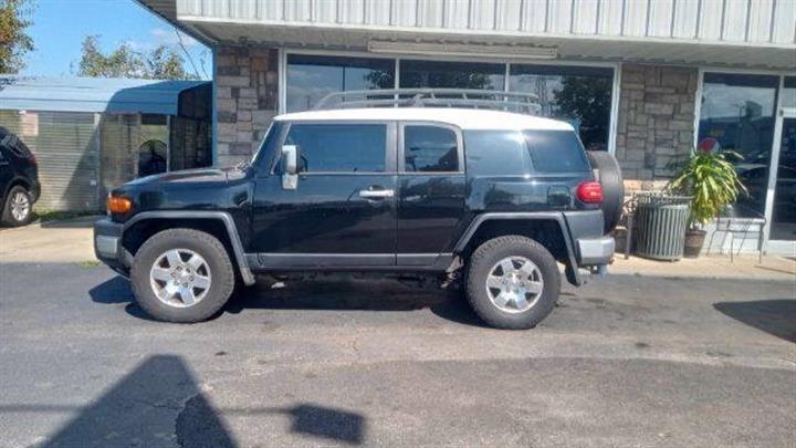 $13500 : 2007 FJ Cruiser image 1