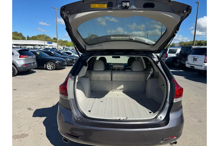 $14980 : 2014 Venza XLE 4D SUV image 10