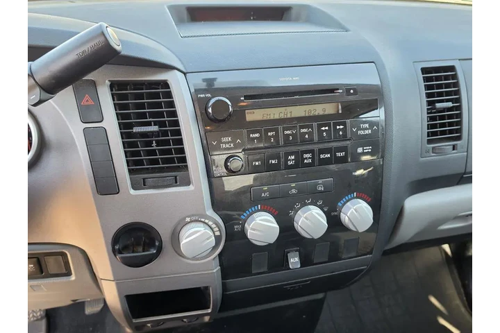 $15900 : Toyota Tundra 2013 4x2 Grade image 8
