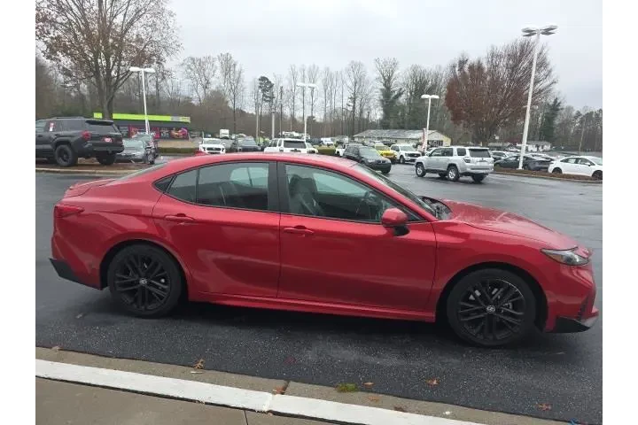 $26751 : Toyota Camry 2025 SE 4dr Sed image 8