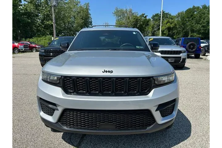 $35994 : Jeep Grand Cherokee 2023 4x4 image 8