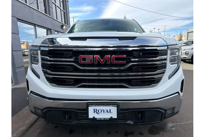 $44995 : 2025 GMC Sierra 1500 4WD Crew image 6