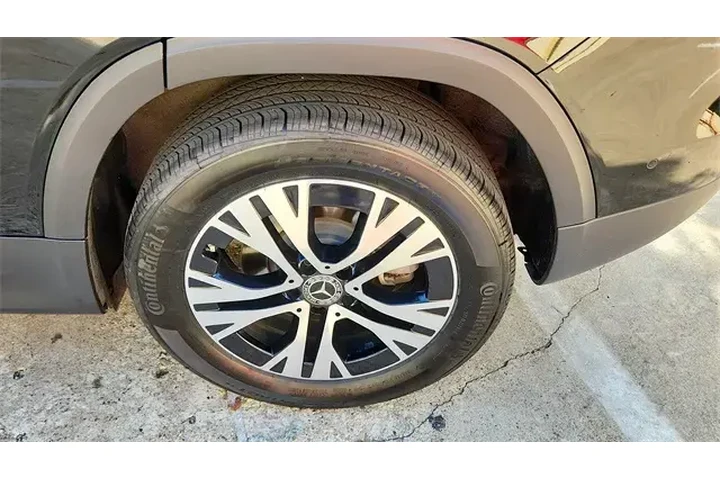 $37730 : Mercedes-Benz GLB 2025 AWD G image 9