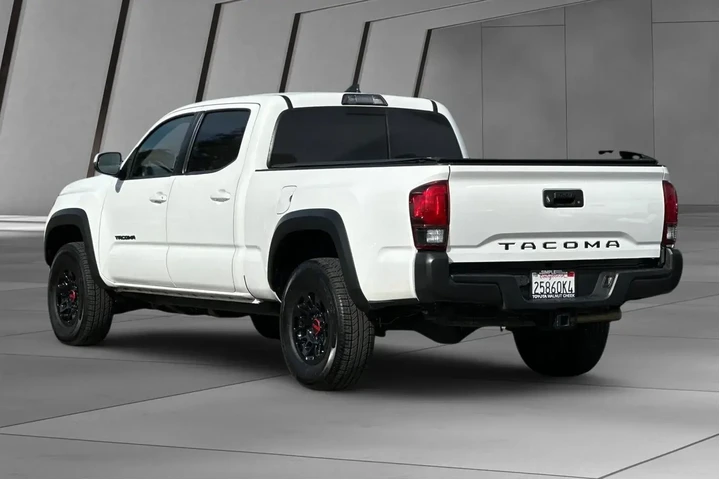 $33900 : Toyota Tacoma 2019 4x4 TRD O image 10