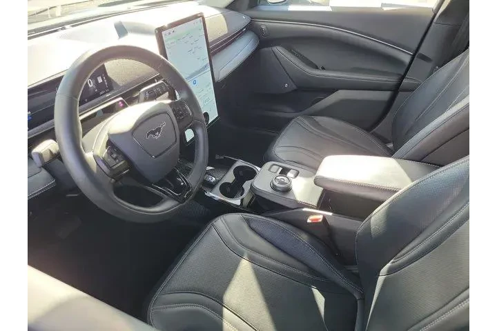 $28000 : Ford Mustang Mach-E 2022 Pre image 3