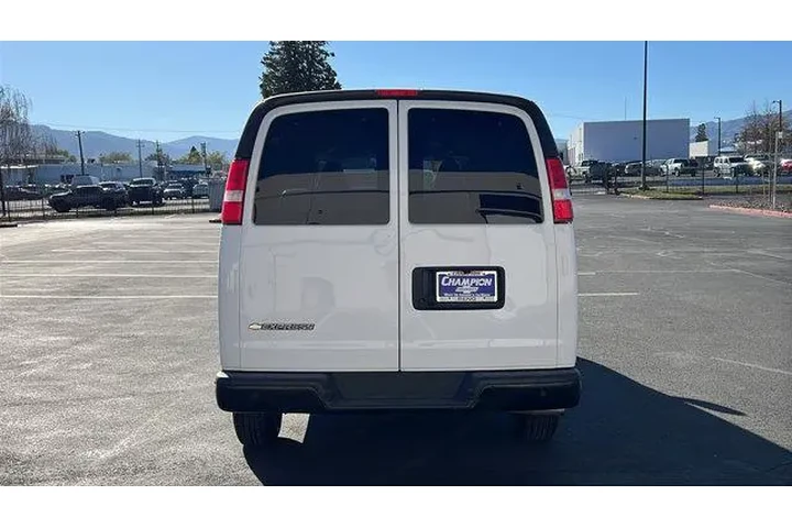 $32984 : Chevrolet Express 2023 LS 35 image 6