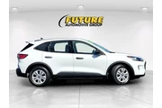 $21498 : Ford Escape 2022 S 4dr SUV thumbnail