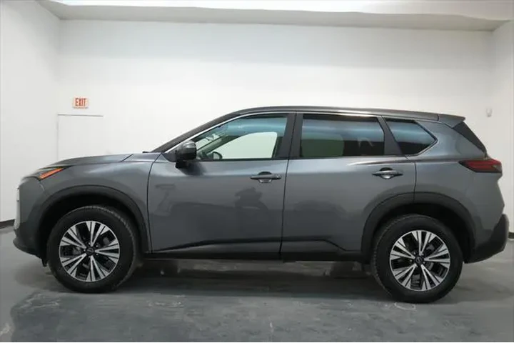 $21965 : Nissan Rogue 2023 AWD SV 4dr image 4