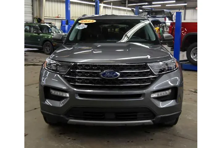 $30600 : Ford Explorer 2023 AWD XLT 4 image 8