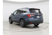 $28998 : Honda Pilot 2022 SE 4dr SUV thumbnail