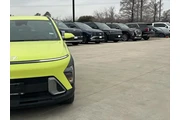 $18998 : Hyundai KONA 2024 SEL 4dr Cr thumbnail