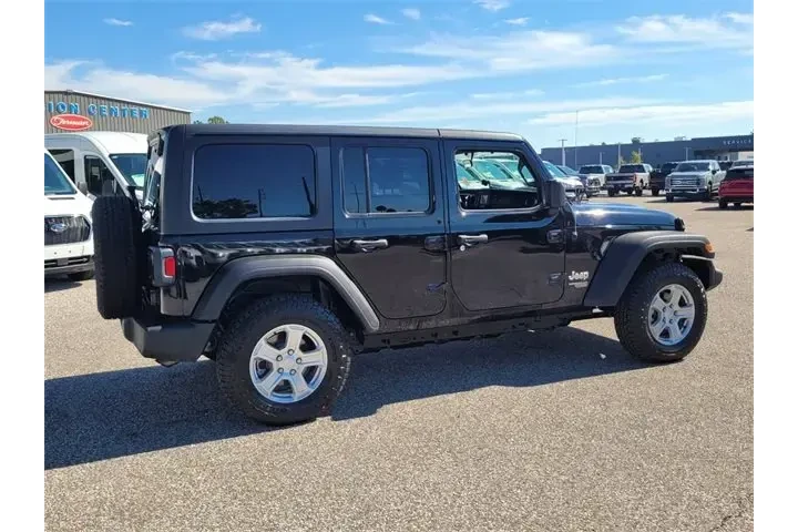 $16885 : Jeep Wrangler Unlimited 2019 image 8