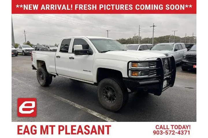 $12990 : Chevrolet Silverado 2500HD 2 image 1