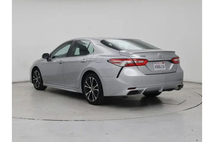 $21998 : Toyota Camry 2018 SE 4dr Sed image 2